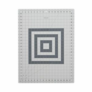 Fiskars フィスカース カッティング マット 45 cm x 60 cm 18 x 24 - A2 フィンランドの文房具です