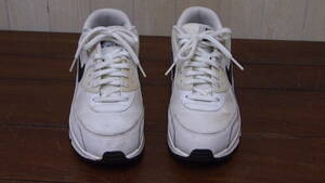 中古品☆ＮＩＫＥ☆ナイキ　スニーカー☆３２５２１３－１３１☆ＡＩＲＭＡＸ☆ホワイト／ブラック☆２５ｃｍ☆３０７Ｓ４－Ｊ１２６４７