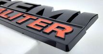 即納◎送料込み◎[黒]HEMI 5.7 LITER エンブレム ステッカー dodge ram jeep グラチェロ charger challenger ダッジ マグナム カスタム_画像5