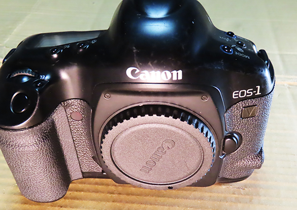 ヤフオク! -「canon eos-1v」(カメラ、光学機器) の落札相場・落札価格