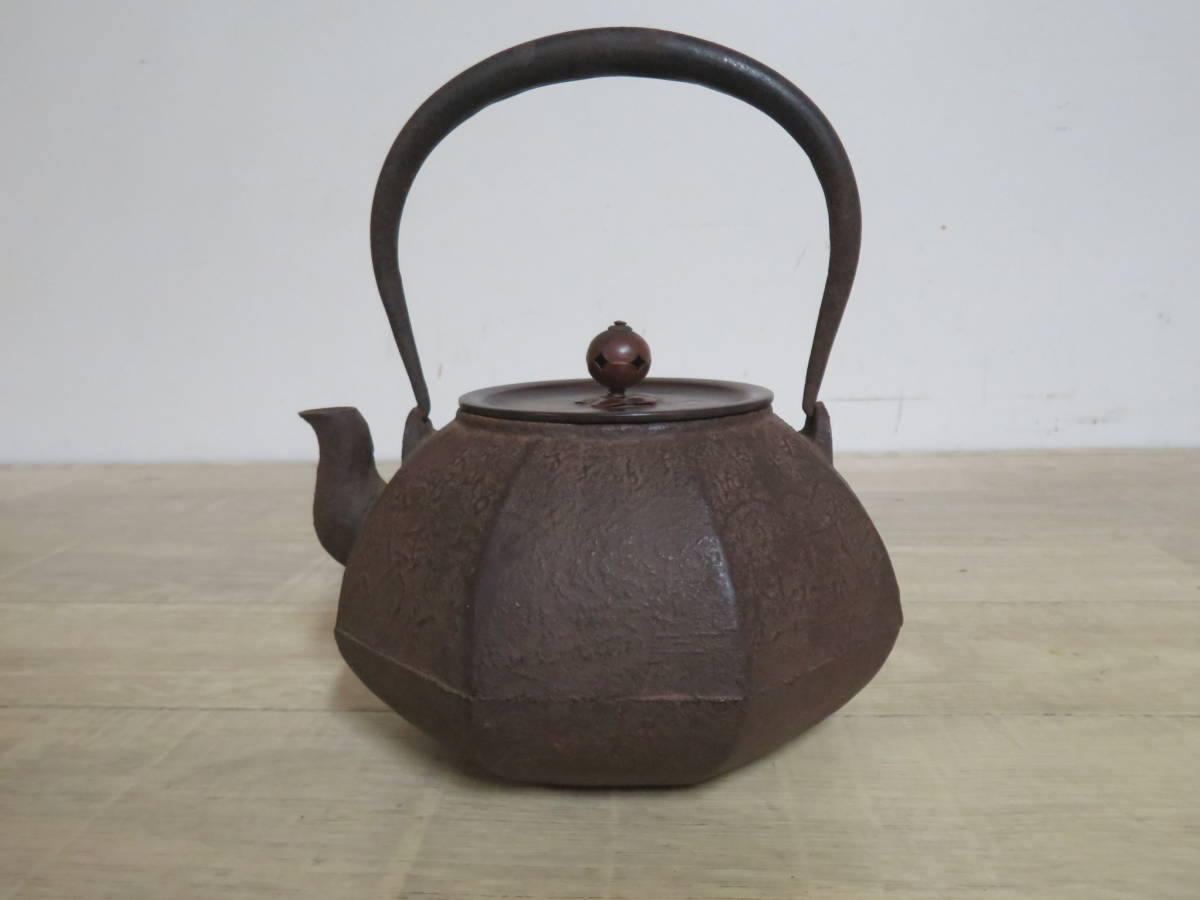 ヤフオク! -「骨董品」(鉄瓶) (鉄製)の落札相場・落札価格