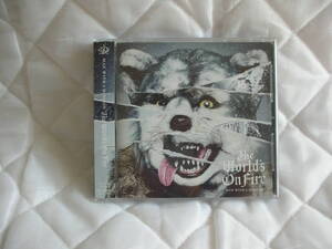 ＣＤ　【レンタル落ち】　The World's On Fire　／　MAN WITH A MISSION