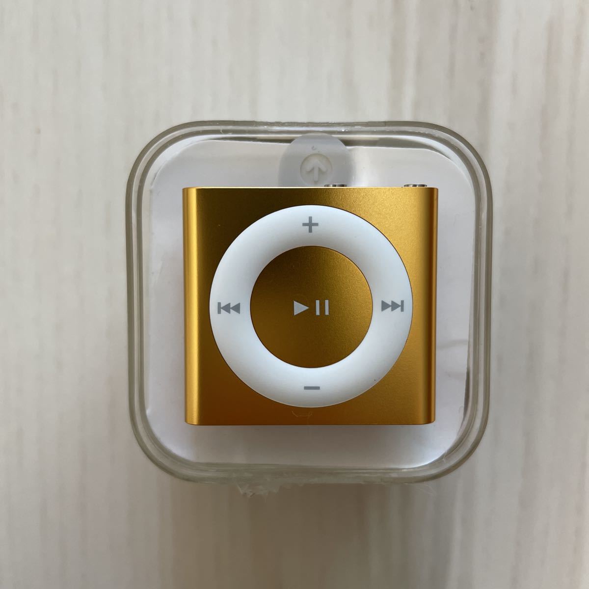 ヤフオク! -「ipod shuffle 第4世代」の落札相場・落札価格