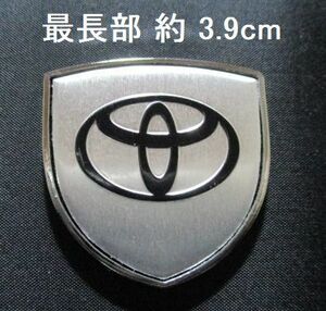 【新品】3D シルバー トヨタ TOYOTA エンブレム メタル ステッカー 3.9cm