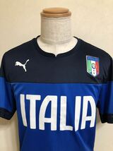 【美品】 PUMA ITALIA プーマ サッカー イタリア代表 トレーニング ウェア トップス プラクティスシャツ USサイズL 半袖 ブルー ネイビー_画像3