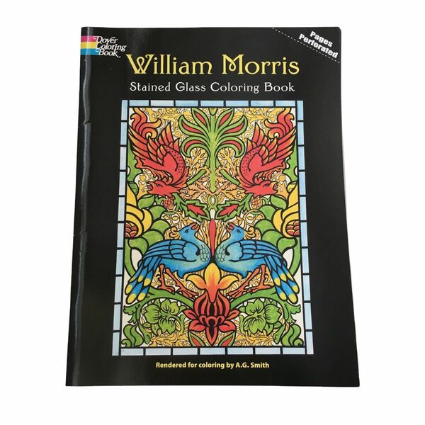 【William Morris（ウィリアム・モリス）】Stained Glass Coloring Book カラーリングブック