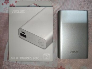 モバイルバッテリー ASUS