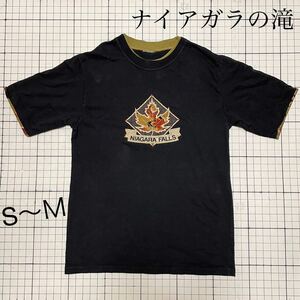 タグ表記なし US古着？ナイアガラの滝【NIAGARA FALLST】重ね着風半袖Tシャツ 切り替え 和柄 もみじ 刺繍 お土産？S〜Ｍサイズ ブラック/黒