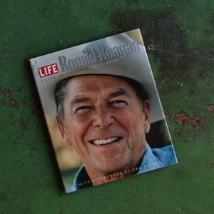 Vintage USA Vintage LIFE Book 'Ronald Reagan' 本 雑誌 雑貨 インテリア ディスプレイ アメリカ アンティーク ヴィンテージ Y-1442