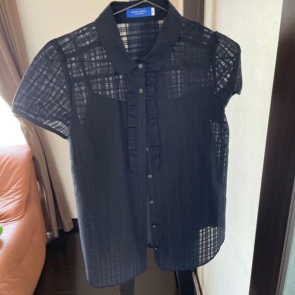 ブルーレーベルクレストブリッジブラウス