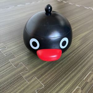 9-5ミスタードーナツ　　ミスド　ピングー キャンディーポット Pingu 小物入れ　お菓子入れ