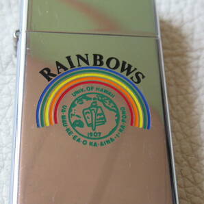 ■希少 美品 1982年製！RAINBOWS UNIV. OF HAWAII（アニバーシティオブハワイ レインボー）スリム ZIPPOの画像2