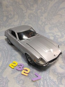 2327サンスター18分の1ダットサン240Z　1972　付属品無