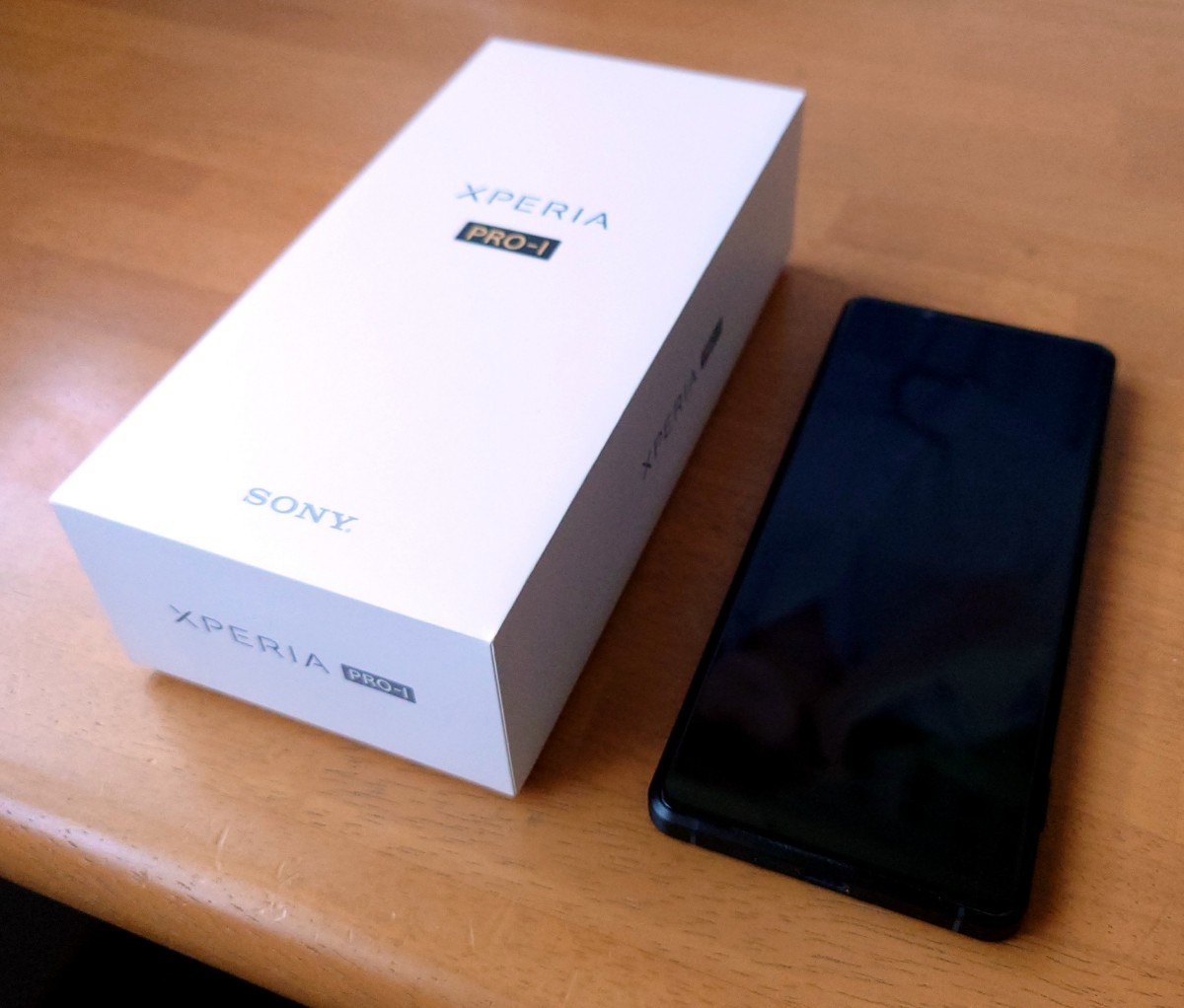 ヤフオク! -「simフリー xperia pro」の落札相場・落札価格
