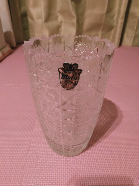 ○ボヘミアガラス　花瓶