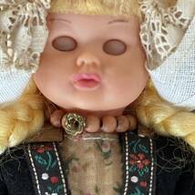(AD) オランダ製 Genuine ROZETTA Dolls スリープアイ 西洋人形 Vintage 約21cm ロゼッタ ドール 下膨れ 幼女 木靴 Used Junk_画像3