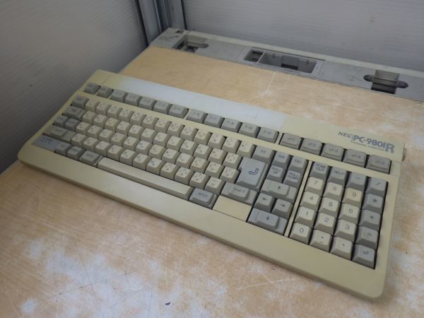 さy2704◇NEC PC-9801R キーボード パーソナルコンピューター PERSONAL
