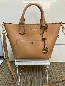 正規店購入　MICHAEL KORS ハンドバッグ　キャメル　 ショルダーバッグ 2way マイケルコース お買上証付き