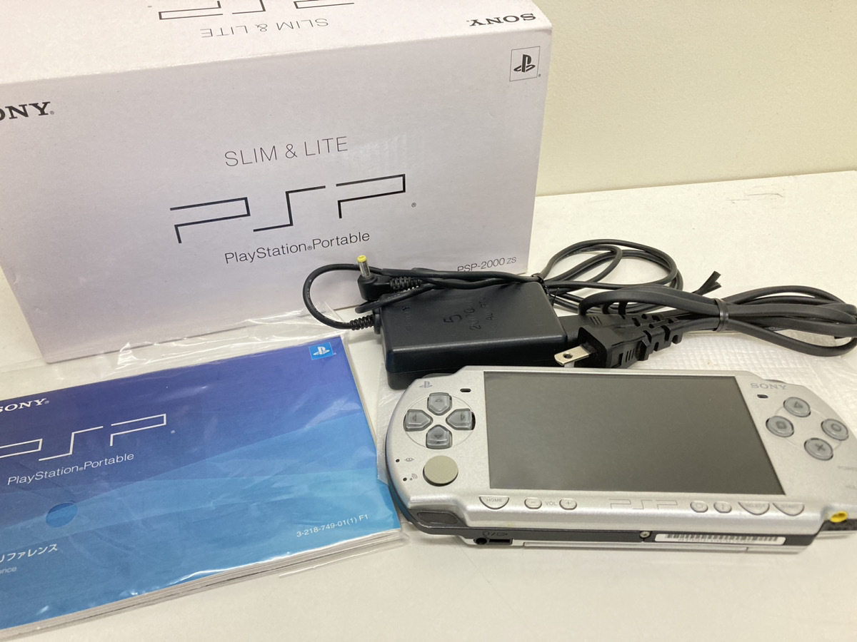 ヤフオク! -「psp 本体 クライシスコア」の落札相場・落札価格