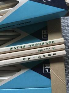 【貴重】とンボ鉛筆：三菱マヒンドラ（旧 佐藤造機株式会社）鉛筆４ダース