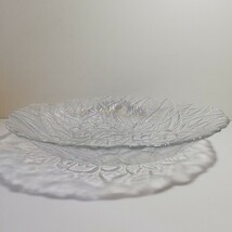 佐々木硝子 オーロラ加工 裏陽刻 花柄 ガラス大皿 盛皿 直径33cm×31.7cm×高さ6cm [昭和レトロ ビンテージ ガラス皿 ]_画像7