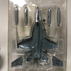 1/144 F/A-18E スーパーホーネット VFA-27 ロイヤルメイセズ 世界の主力戦闘機 Jwings カフェレオ