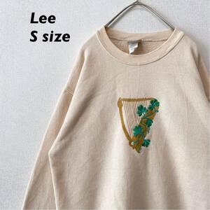 Lee リー　スウェット　トレーナー　刺繍ロゴ　男女兼用　クリーム色　Sサイズ　ユニセックス　プルオーバー