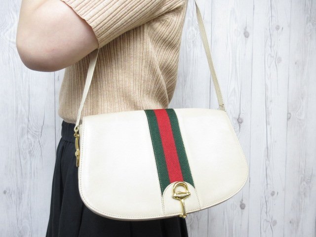 廉売 - バリー ショルダーバッグ バッグ かばん 斜め掛け 肩掛け ロゴ