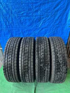 245/80R17.5 133/131J ヨコハマ　710R ミックストラックタイヤ4本　14〜15mm 年式2022 送料無料