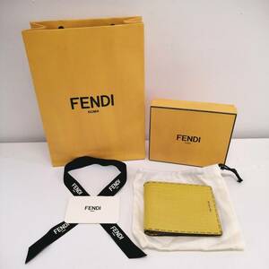 FENDI ROMA フェンディ 財布 ワニ革 クロコダイル アリゲーター 黄色 イエロー レザー 箱あり 袋あり 二つ折り財布 中古