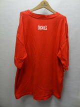 全国送料無料 ディッキーズ Dickies 美濃屋製 メンズ 半袖 赤色 右裾にBIGプリントオーバーサイズ仕様のTシャツ Lサイズ_画像8
