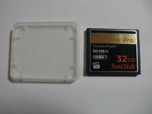 ケース付き　32GB　SanDisk　EXTREME PRO　UDMA7　90MB/s　CFカード　フォーマット済み　メモリーカード　コンパクトフラッシュカード