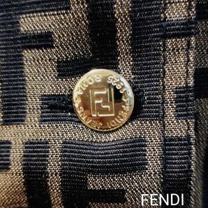 《☆最高ランク☆Ｎ査定》【FENDI 】ヴィンテージ　ズッカ FF 総柄 ベスト