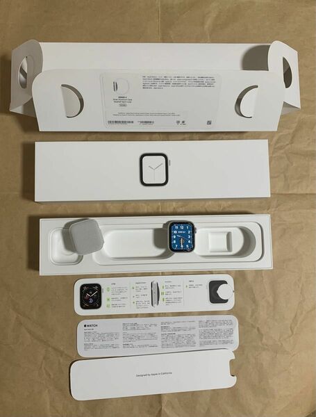 Apple Watch 4 アップルウォッチ4 40MM MU652J/A A1977 GPSモデル