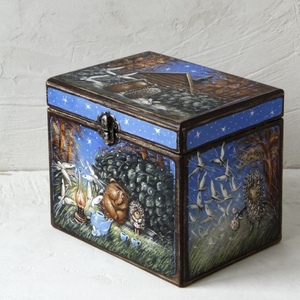  Russia miscellaneous goods * hedgehog & bear. wooden Box case hand paint matoryo- deer 