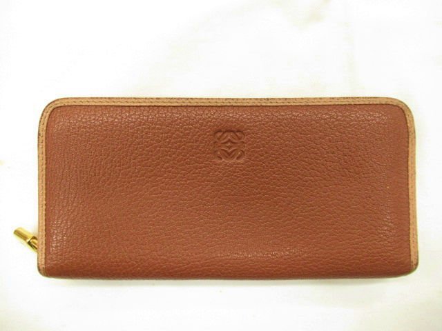 ヤフオク! -「loewe 財布」の落札相場・落札価格