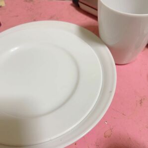 食器2枚　マグカップ1個　セット　白
