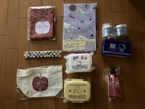 商品追加★ハローキティ★キティ★非売品★青山★ノベルティ★9点セットに★タッパー、ボトル★スポンジ、バック★扇子★ボトル★サンリオ