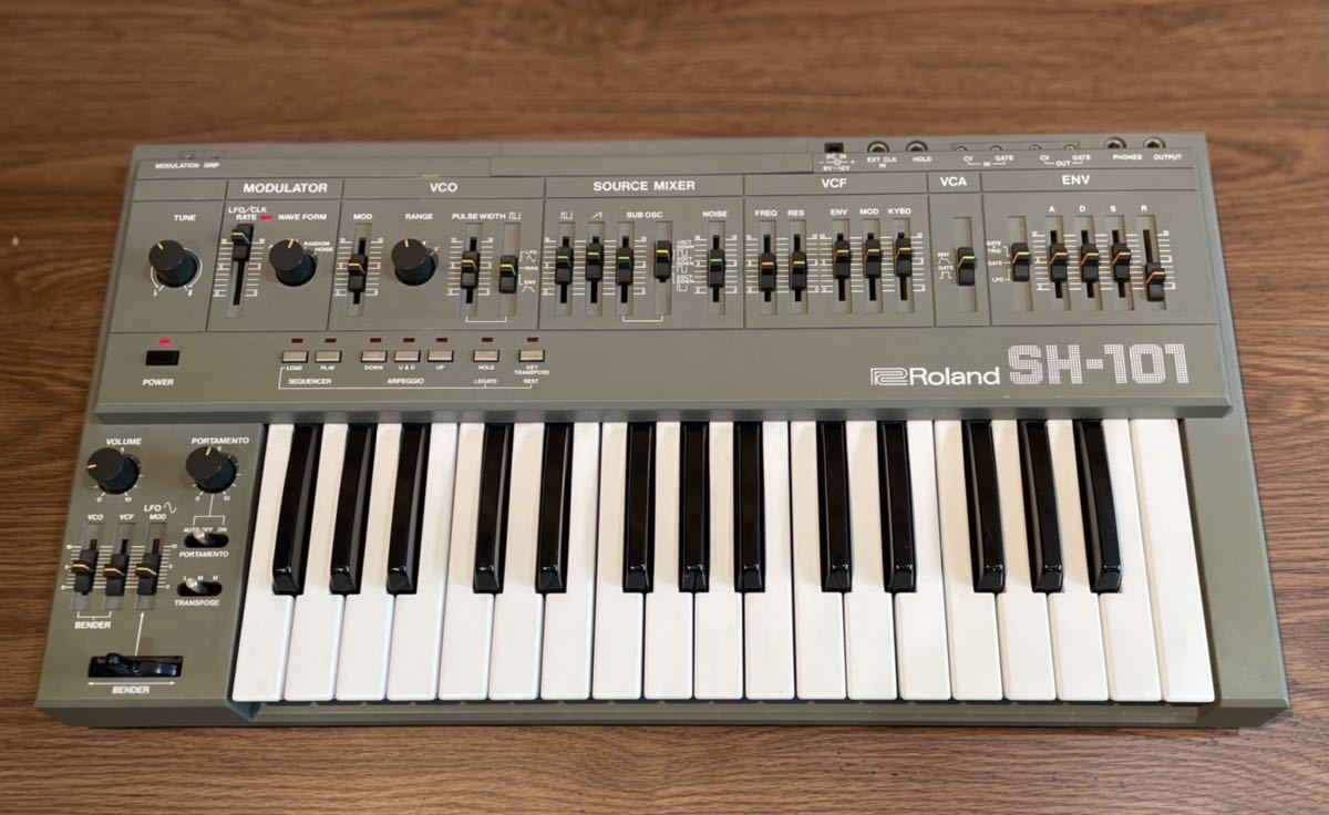 いラインアップ 【ビンテージシンセサイザー】Roland SH-101グリップ