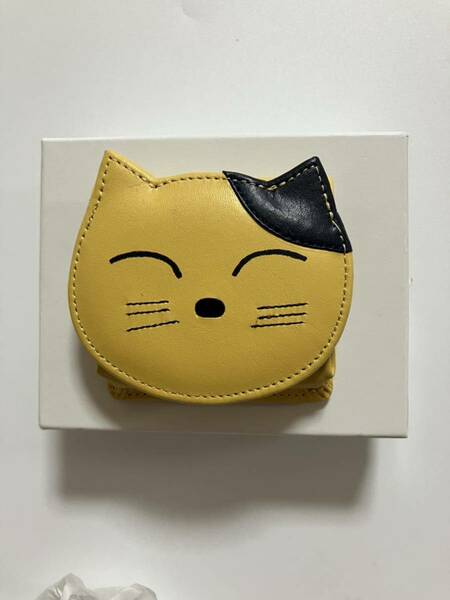 ★小銭入れ 猫レディース牛革財布　　　　　　　　　　　　ニコニコ猫　コインケース　イエロー