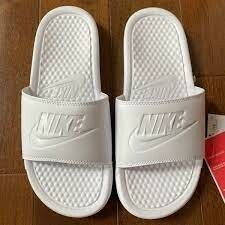 NIKE ナイキ ウィメンズ ベナッシ JDI 白 24cm 343881-115 23-0618-2-22