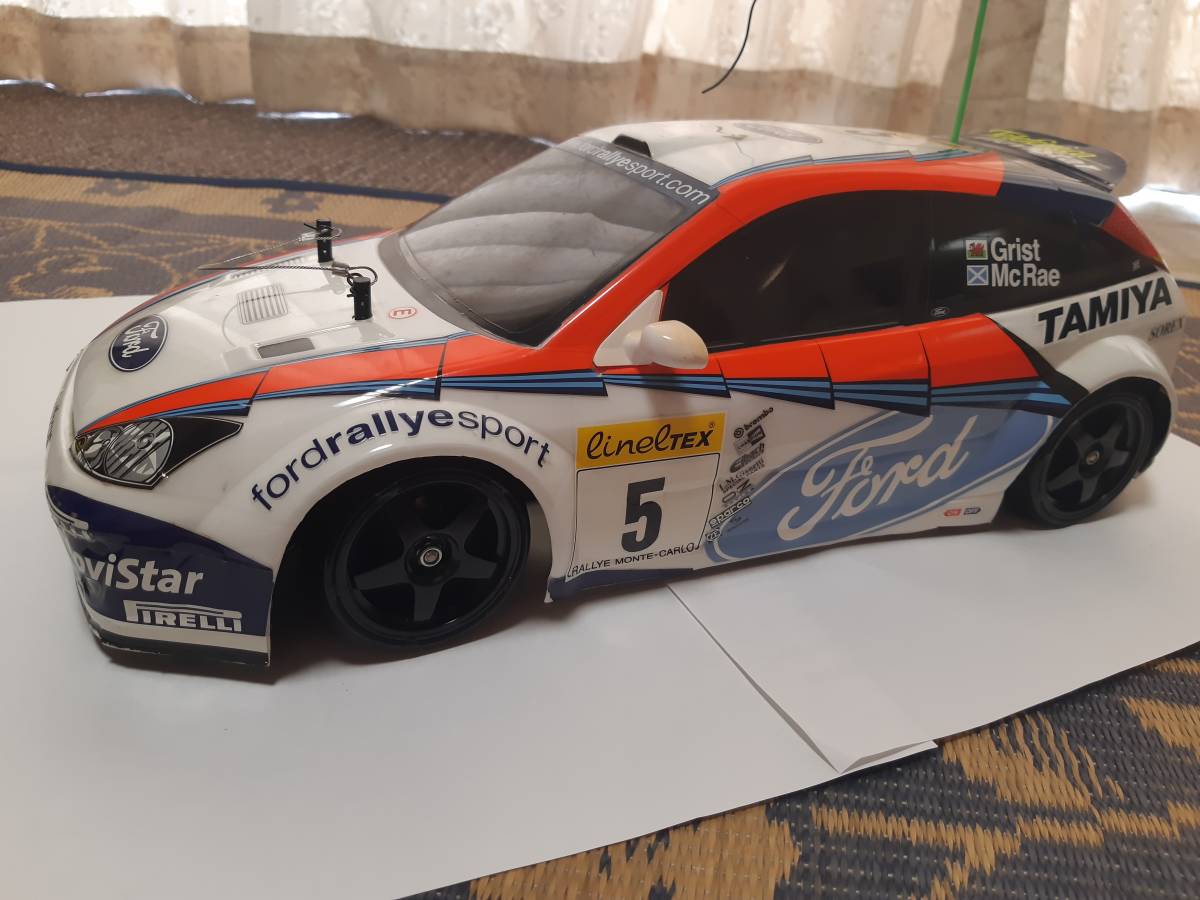 タミヤラジコンフルセット中古走行確認済。フォードフォーカス