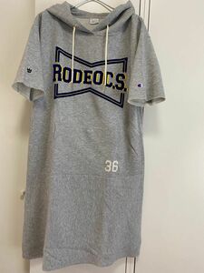 ☆新品未使用　Rodeo crowns × championコラボスウェットワンピース　希少　限定品　レア