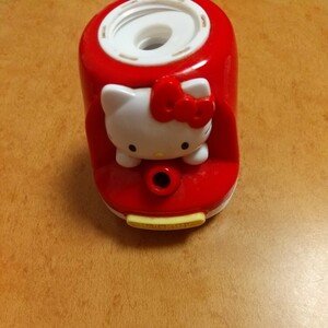 SANRIO HELLO KITTY 蛇口に付けるタイプの浄水器 シャワーと普通のに変換出来ます(^_^)