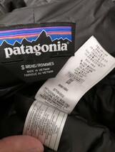 パタゴニア patagonia S ネイビーハイロフトダウンフーディ　ダウンジャケット　84902_画像5