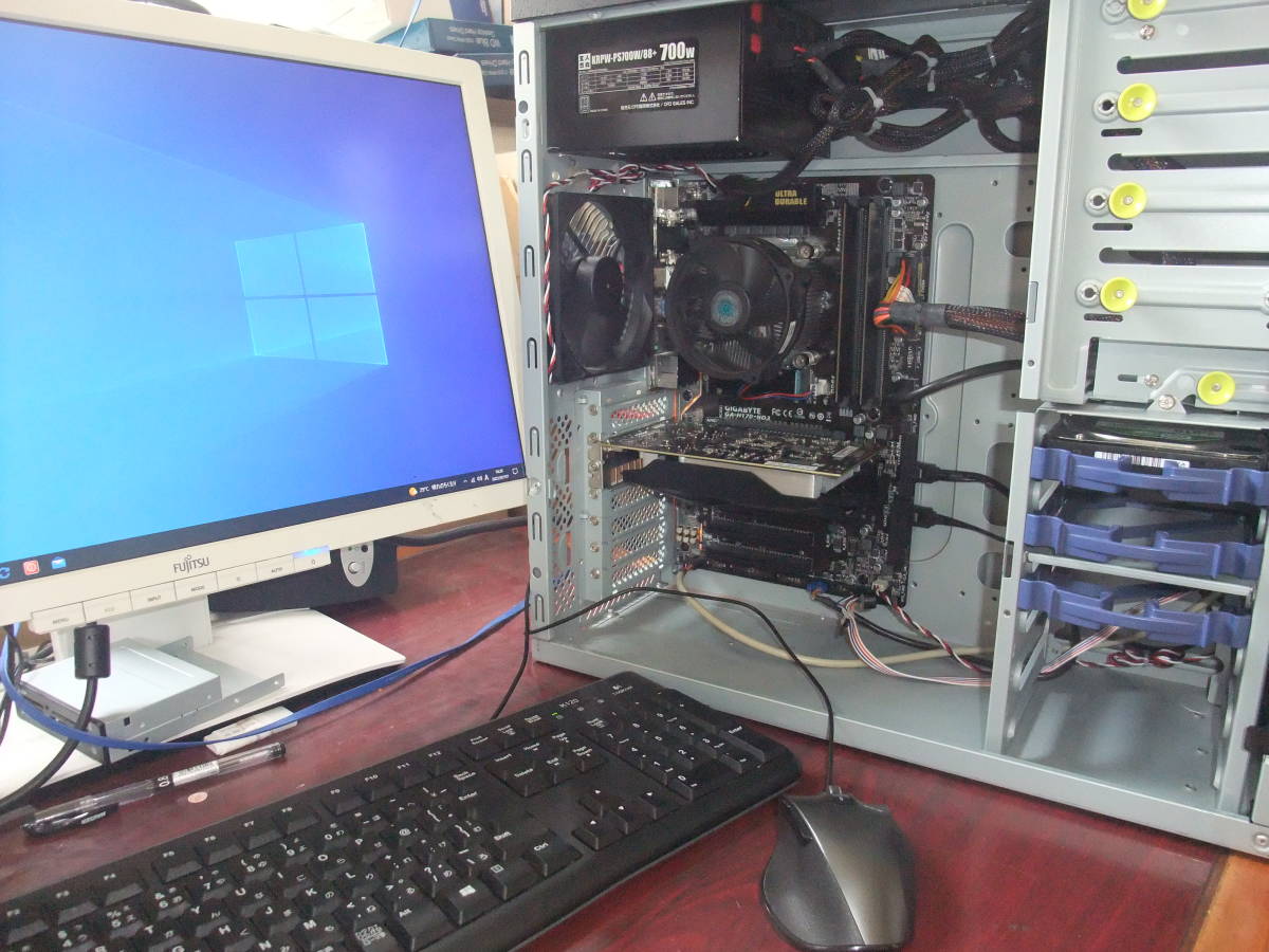 自作機/WIN 10 PRO/CPU core i7-6700K /SSD M.2 NVMe 500GB / HDD 2TB