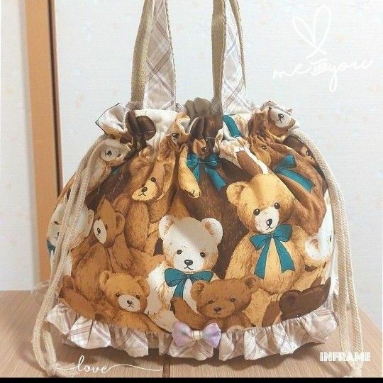 ハンドメイド　お弁当袋　ランチバッグ　 巾着袋 巾着バッグ 巾着