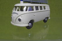 BREKINA Art. 3177 VW T1b Kombi [Unfall-Sondereisatz] (400) _画像1