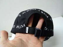 ★　中古品　帽子　HUF 　ハフ　 FUCK 　IT 　プリント 　5P　 パネル 　キャップ　 CAP 　黒　美品　トラッカー　スケーター　_画像4