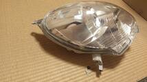 トヨタ パッソ C30系 右ヘッドランプユニット ヘッドライト HID 81145-B1020 KOITO 100-51400 美品 訳あり 中古_画像3